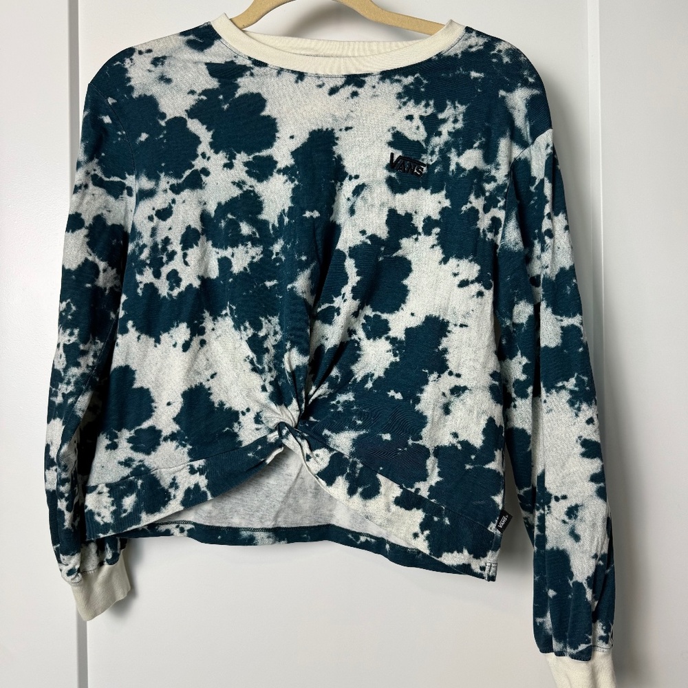Vans front cropped knot long sleeve top
